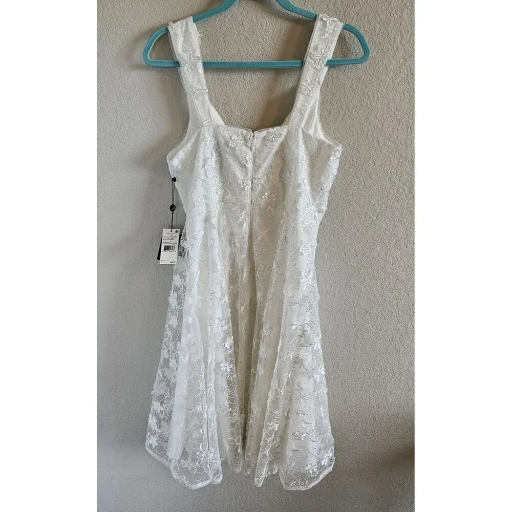 Adrianna Papell Woman SZ 10 NWT  3D Embroidered High Low Dress Ivory Fairy - Picture 2 of 10